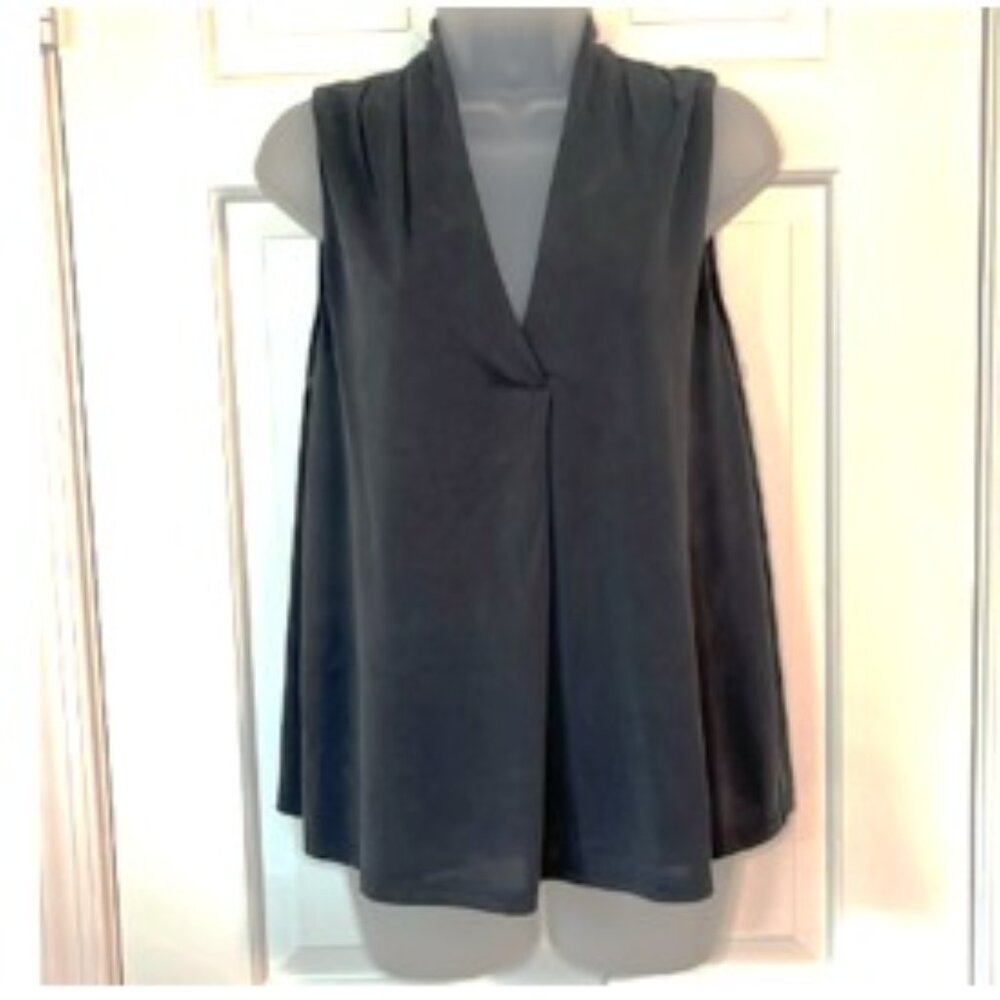 🌷Banana Republic Charcoal Sandwash Modal Blouse